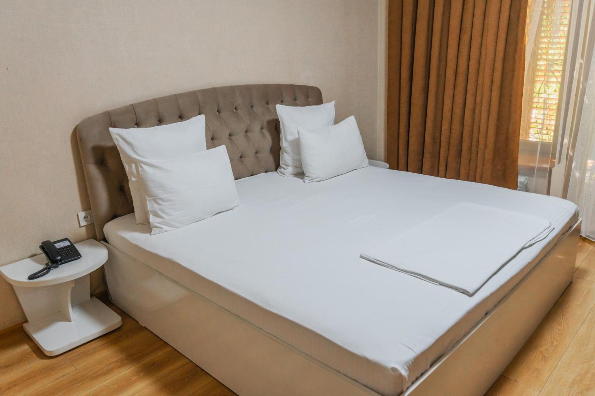 Altair Hotel Schymkent Exterior foto