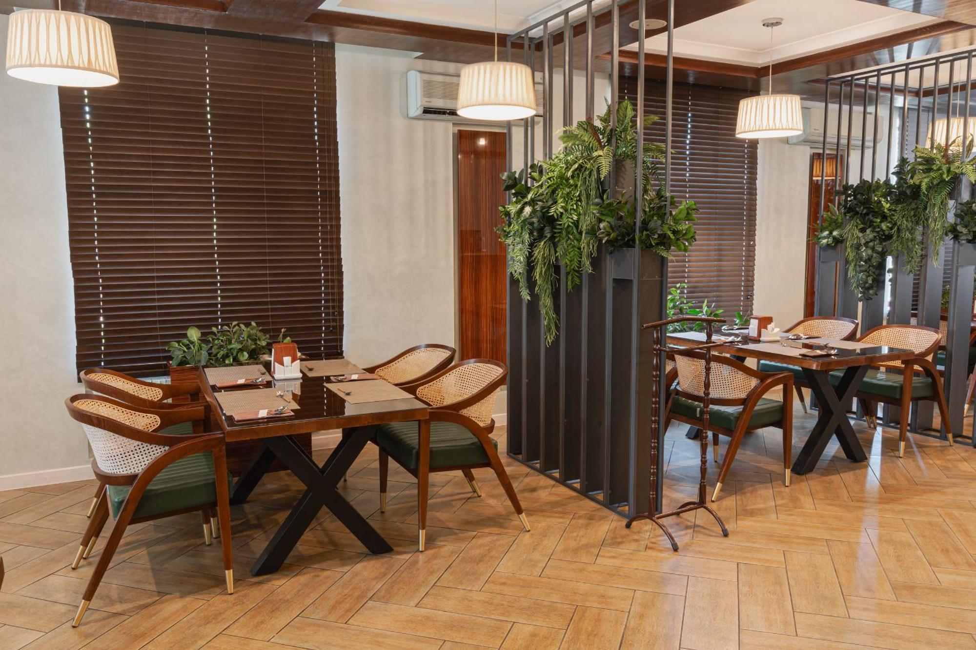 Altair Hotel Schymkent Exterior foto