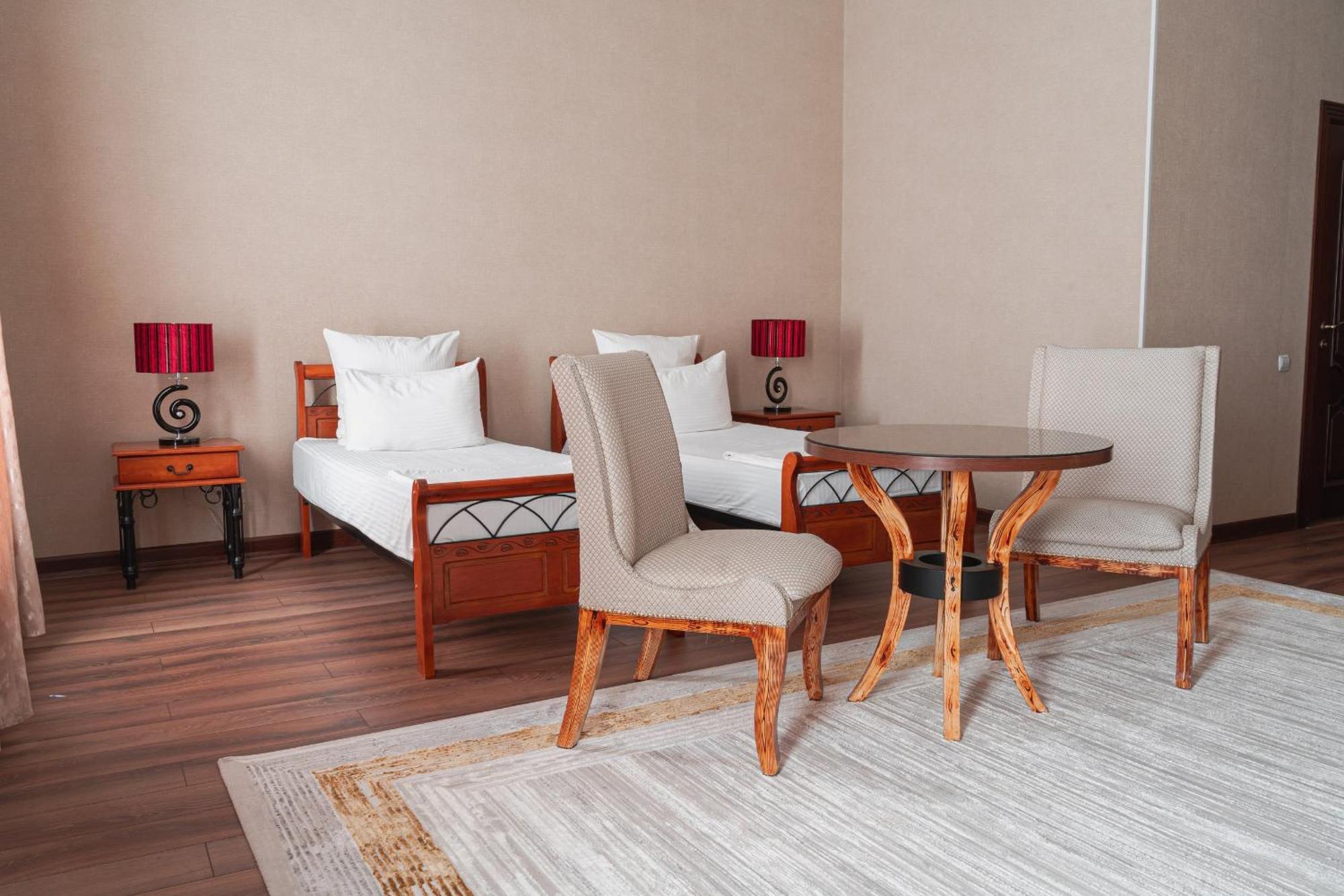 Altair Hotel Schymkent Exterior foto