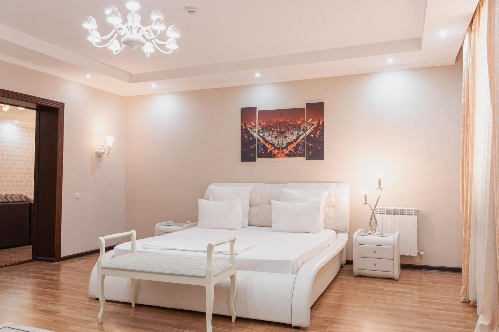 Altair Hotel Schymkent Exterior foto