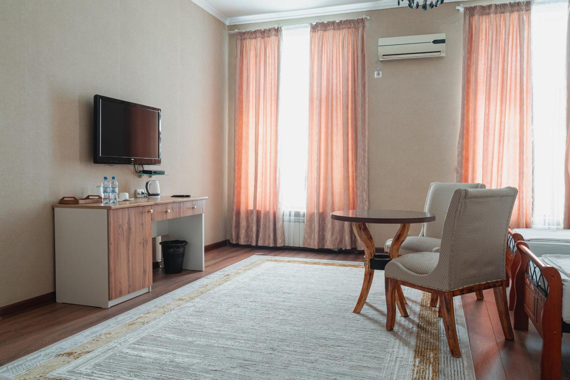 Altair Hotel Schymkent Exterior foto